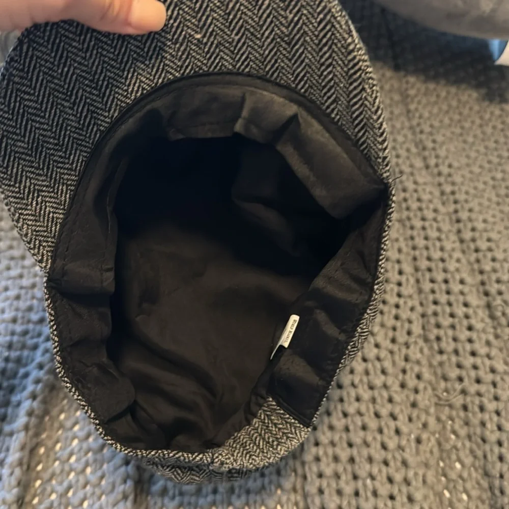 Hat - Picture 3 of 3